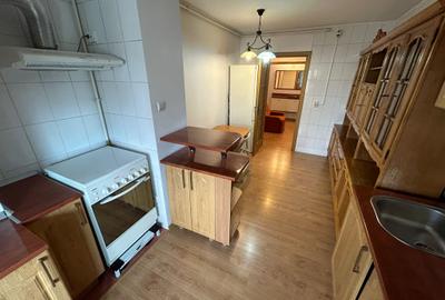APARTAMENT 2 CAMERE- SUPRAFATA GENEROASA-CENTRALA PROPRIE-AMPLASAT IDEAL - 11