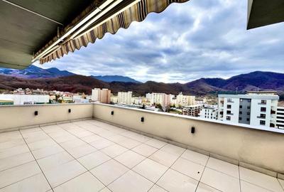 Penthouse cu suprafata generoasa,zona Noua - 11