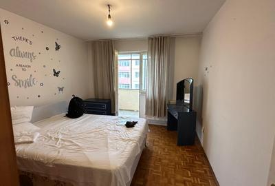 Apartament 3 camere decomandat in Sibiu, Strand etaj 3 din 4