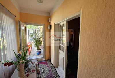 Casa Rahova zona Pucheni, str Garoafei - 8