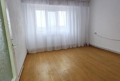Apartament 2 camere decomandat - Casa de Cultura - 108.000 euro (Cod E6) - 4