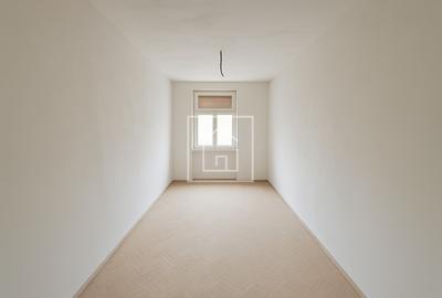 Apartament 4 camere  74 mp, curte si pivinta in Centrul Istoric SB - 7