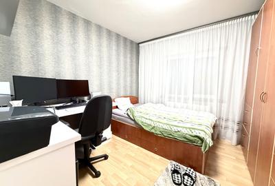 Apartament cu 3 camere semidecomandat, mobilat în Aradului