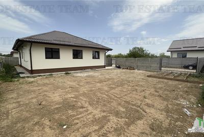 Casa individuala 4 camere pe parter, cu toate utilitatile si 400 mp de teren in - 3