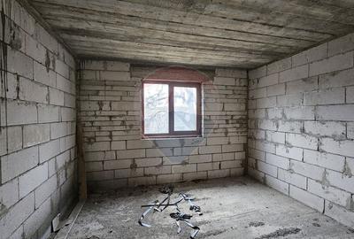 Casă / Vilă cu 12 camere, teren intravilan de 2869mp în Siminicea, SV - 23