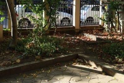 Casă individuală cu 8 camere în Șoseaua Nordului