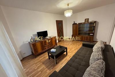Apartament cu 3 camere semidecomandat, mobilat în Iancului