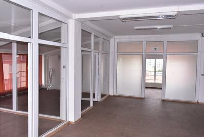 Spatiu comercial 5,4 €/mp, 740mp, Craiovei - Pitesti - 17