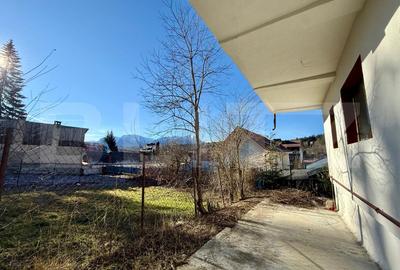 Casă P+2 în Predeal, Cioplea – vedere spre pârtia Clăbucet și Crucea Caraiman - 12