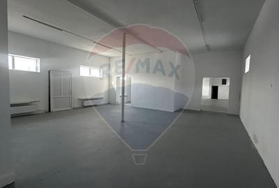 Spațiu comercial de 262mp de vânzare în zona Sud - Buhusi - 4