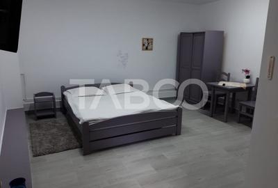 Casă cu 12 camere în Orașul de Jos