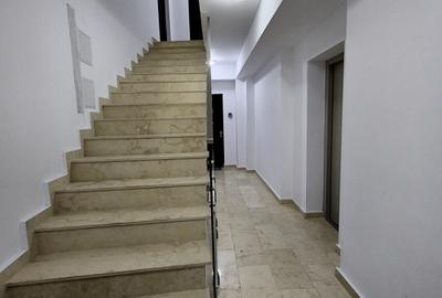 Penthouse 4 camere cu vedere spectaculoasa la LAC in Statiunea Mamaia! - 11