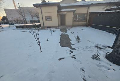 Casă cu 3 camere în Sud