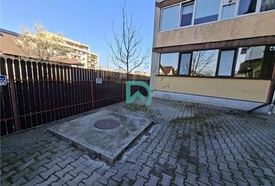 Apartament 2 camere, Tractorul, intermediar, loc de parcare, etaj 1 - 19