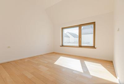 Duplex în Dumbrăvița, despărțit prin carport - 5 camere - Comision 0% - 9