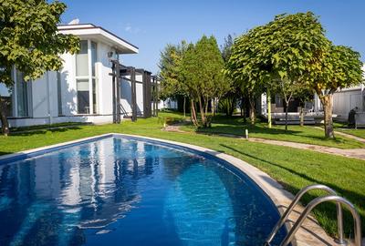 Private Estate lângă București | Vilă, Piscină & Sport Court - 2