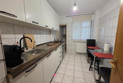 4 camere - centrala termica  -  parcare - Crangasi - 9