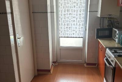 DIRECT PROPRIETAR - Apartament 3 camere decomandat, infrastructură tehnică solid - 8