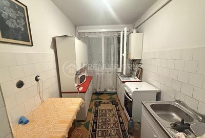 Apartament cu 3 camere în Tătărași