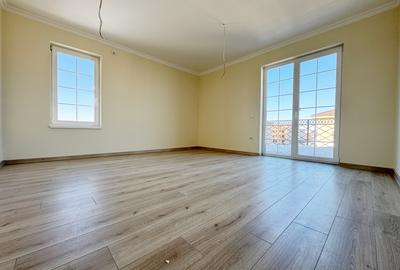 Apartament cu 2 camere decomandat în Giroc