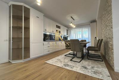 Apartament cu 3 camere decomandat, mobilat în Bucureștii Noi