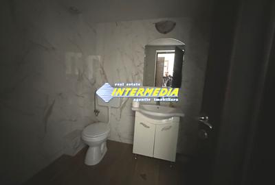 Proprietate 2 case curte pavata Teren 700 mp Hotel CETATE gard utilitati - 14