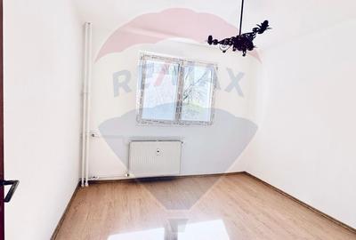 Apartament 2 camere de vanzare - Sos Giurgiului, Toporasi - 7