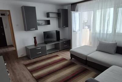 Apartament cu doua camere decomandat zona SPITALUL JUDETEAN - 1