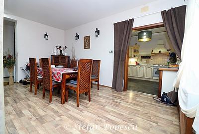 Vila de vanzare Izvorani COR - 7