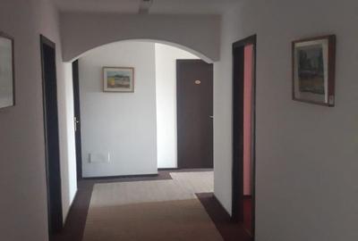 Hotel Capitol de vanzare Valenii de Munte Prahova - 5