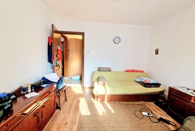 Apartament 4 camere de vanzare str Soveja, etaj 1 - 7