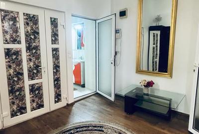 Apartament  cu 3 camere – | Piața Ovidiu | Vedere la mare - 8