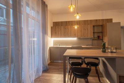 Inchiriez apartament 3 camere, 95 mp - 2