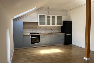 Oportunitate investitie imobiliara: etaj intreg cu 3 apartamente - Comision 0% - 10