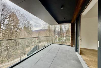 Apartament la parter cu gradina privata,  în Foresti Sinaia - 1