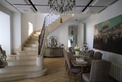 Casă individuală cu 10 camere în Grădina Icoanei