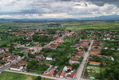 Brasov, Rotbav, Feldioara (statiune turistica) 23 euro mp, intravilan - 2