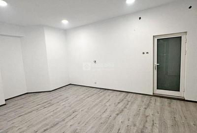 Bld. Independentei - spatiu 22mp + 5mp balcon, activitati de birou - 1