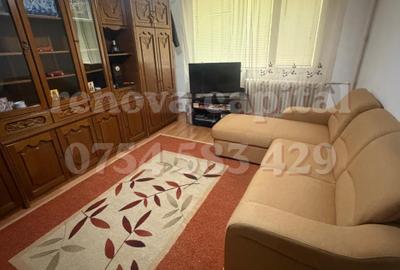 Apartament cu 3 camere decomandat în Drumul Taberei