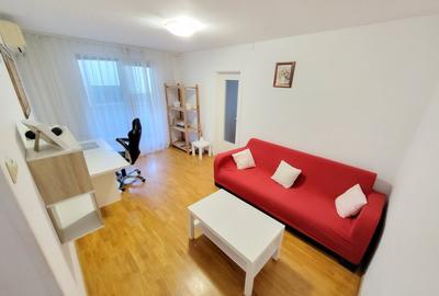 Apartament cu 2 camere decomandat, mobilat în P-ța Unirii
