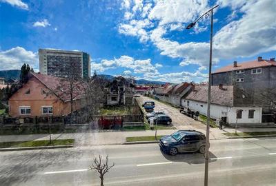 FILM! Edificiu:hotelier/ rezidential/ activitatii ospitalitate, Central, Covasna - 50