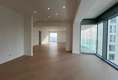 Apartament cu 4 camere semidecomandat în Floreasca