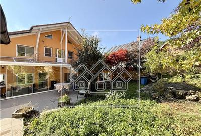 Casa individuala in Sibiu - 8 camere - 418 mp - teren 1.338 mp - 34