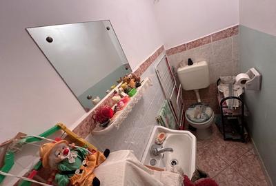 De vanzare apartament 3 camere 2 bai zona Crangasi - 8