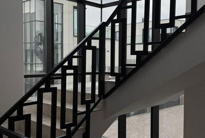 Casa 5 Camere / Iancu Nicolae / Piscina Privata - 9