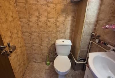 De vânzare – Apartament 3 camere, 2 băi, etaj 1 - 6