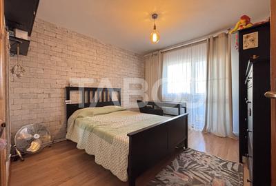 Apartament cu 4 camere de vanzare Piata Flora Manastur - 1