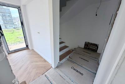 Casa moderna sector 4 P+1+M. 4 cam.Util 133mp. Terem 180mp - 16