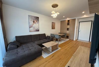 Apartament cu 2 camere semidecomandat, mobilat în Aviației
