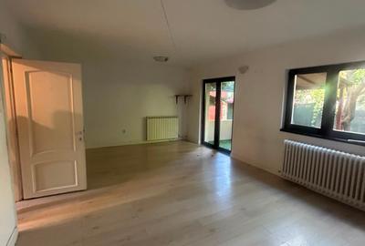 Vila 5 Camere,Floreasca,Amenajata,2 bai,centrala,curte ,parcare,PRETABIL FIRMA - 2